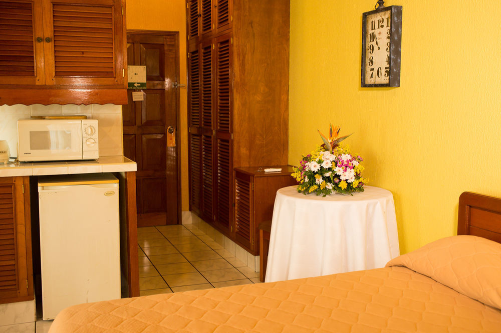 Hotel Mansion Teodolinda Managua Exterior foto