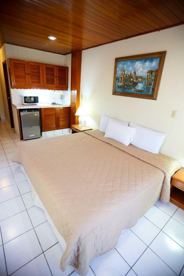 Hotel Mansion Teodolinda Managua Exterior foto